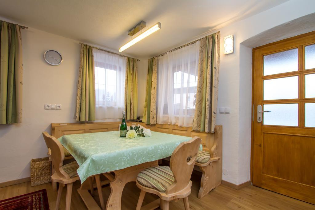 Gertis Ferienwohnung Гохфільцен Номер фото
